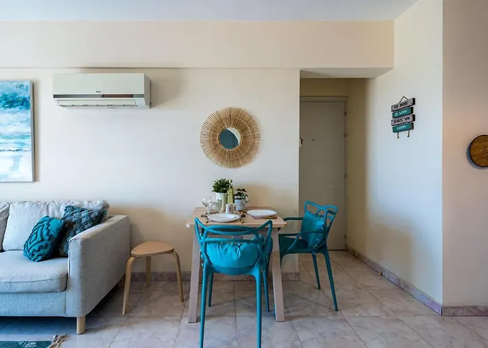 Sunny 2-br In Mackenzie *