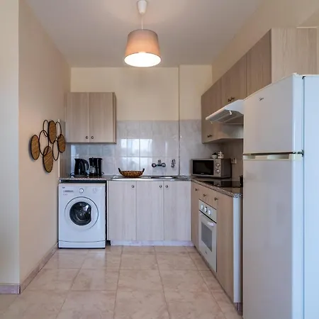 Lejlighed Sunny 2-br In Mackenzie Larnaca