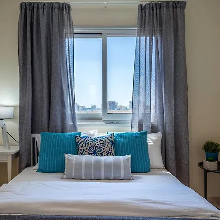 Sunny 2-br In Mackenzie Lejlighed Larnaca